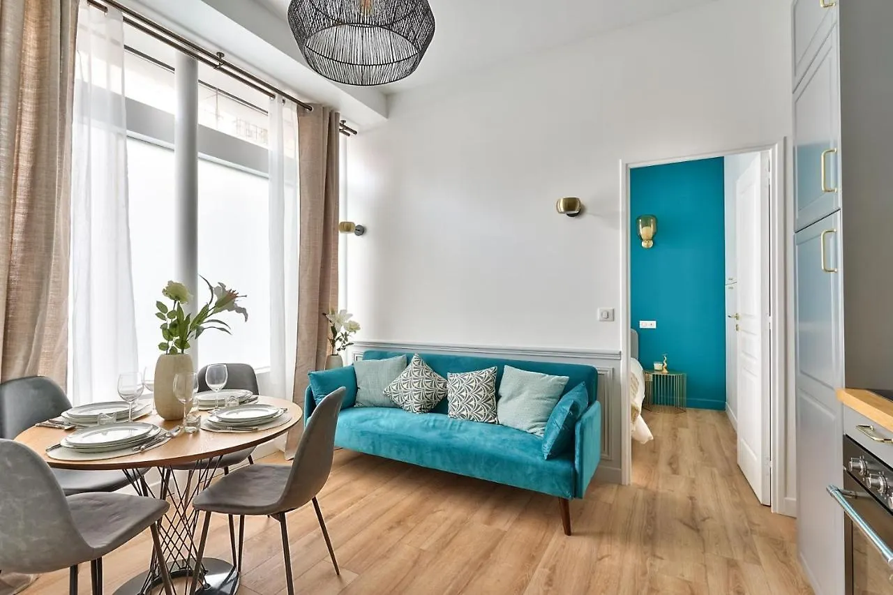 Newly Renovated ! Stunning 2Br Apt In The Heart Of Paris 15