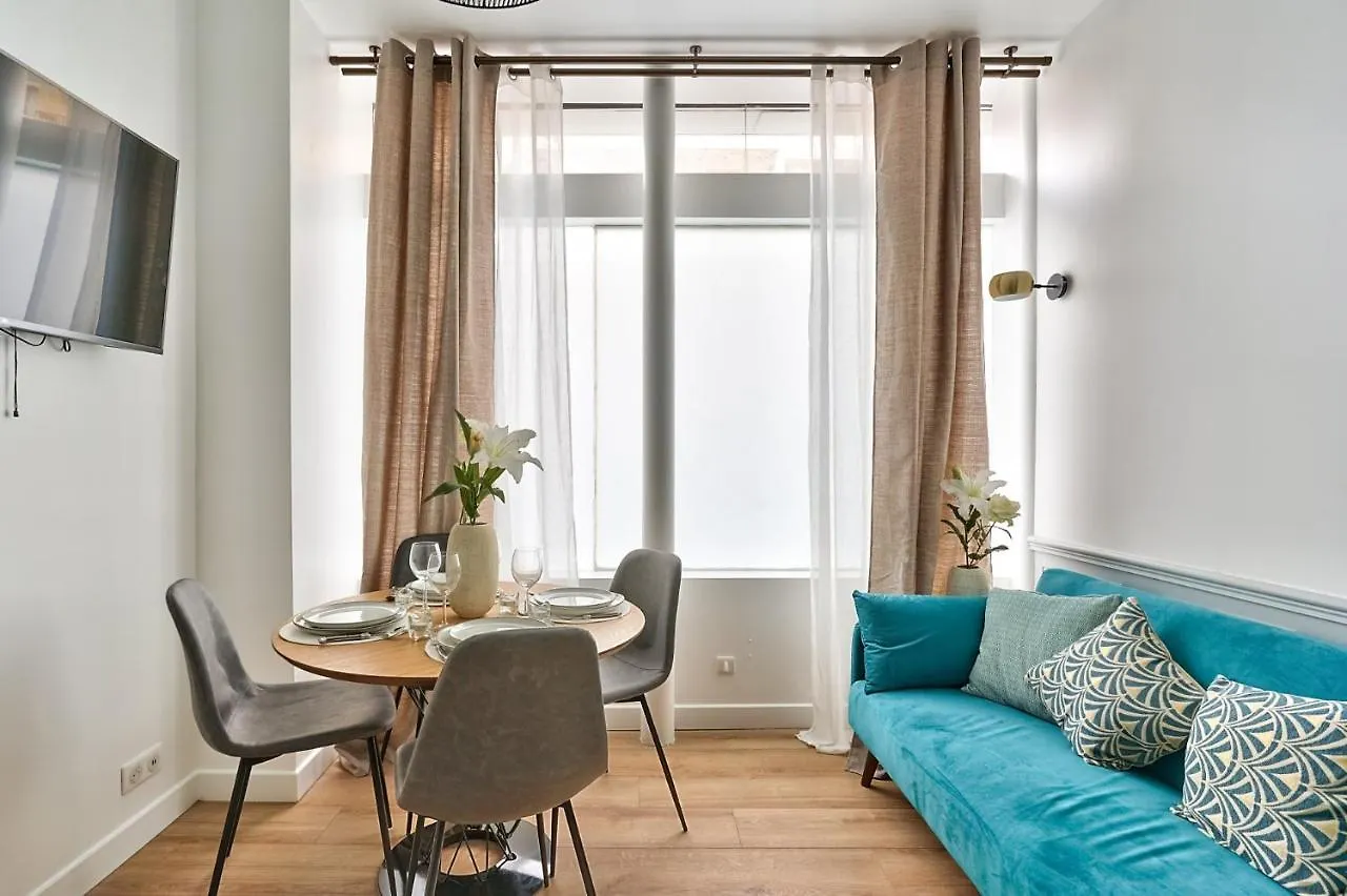 Newly Renovated ! Stunning 2Br Apt In The Heart Of Paris 15 Apartment