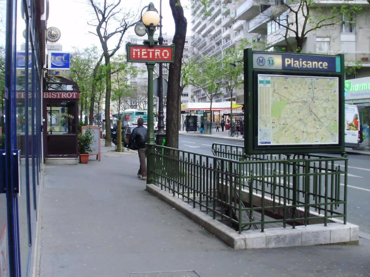 Apartman Newly Renovated ! Stunning 2Br Apt In The Heart Of Paris 15